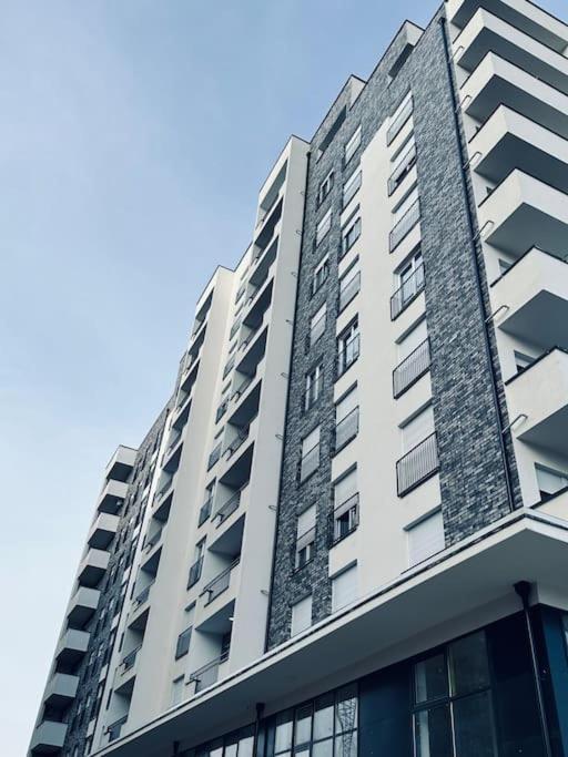Priam Apartment Prishtinë Ngoại thất bức ảnh