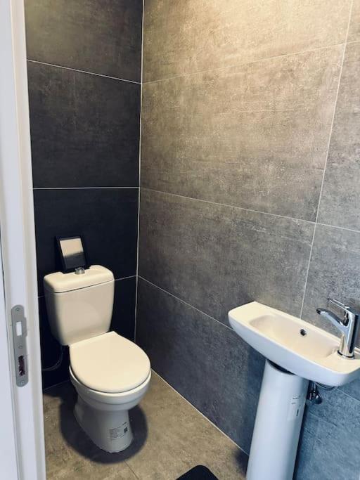 Priam Apartment Prishtinë Ngoại thất bức ảnh
