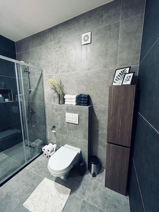 Priam Apartment Prishtinë Ngoại thất bức ảnh
